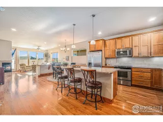 Photo #6: 1047481 Listing