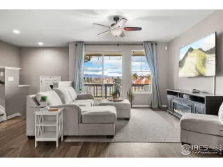 Photo #2: 1047590 Listing