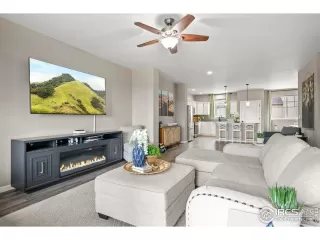 Photo #4: 1047590 Listing