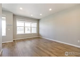 Photo #5: 1047643 Listing 