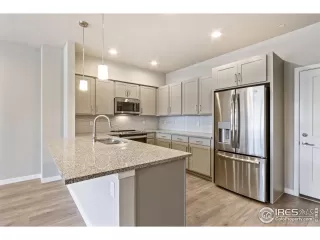 Photo #6: 1047643 Listing 