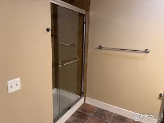 Photo #6: 1047682 Listing 