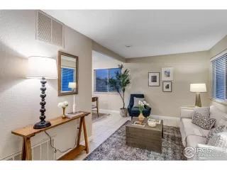 Photo #5: 1047737 Listing 