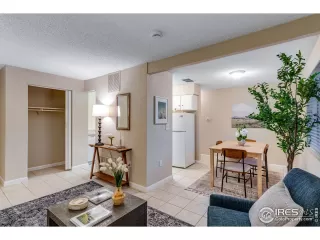 Photo #6: 1047737 Listing 