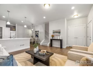 Photo #4: 1047824 Listing 