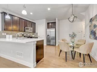 Photo #6: 1047824 Listing 