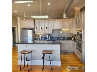 Photo #6: 1047851 Listing 