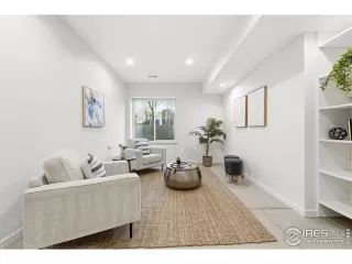 Photo #4: 1047867 Listing 