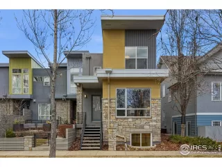 Photo #5: 1047867 Listing 