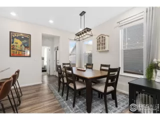 Photo #6: 1047882 Listing