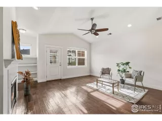 Photo #2: 1047902 Listing 