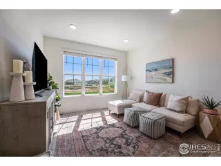 Photo #1: 1047946 Listing 