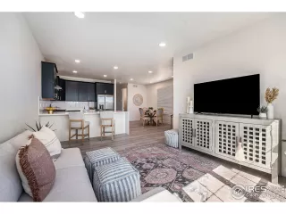 Photo #2: 1047946 Listing 