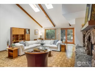 Photo #4: 1047966 Listing 