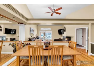 Photo #6: 1048065 Listing