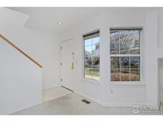 Photo #3: 1048069 Listing 