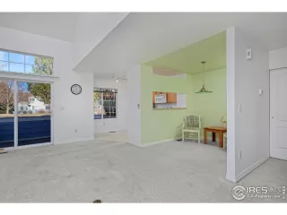 Photo #4: 1048069 Listing 