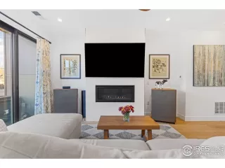 Photo #6: 1048084 Listing 