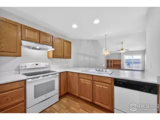 Photo #4: 1048100 Listing 