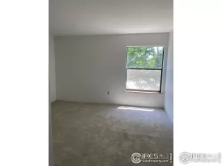 Photo #3: 1048104 Listing