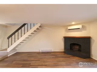 Photo #3: 1048106 Listing