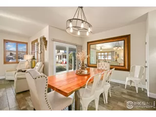 Photo #4: 1048126 Listing