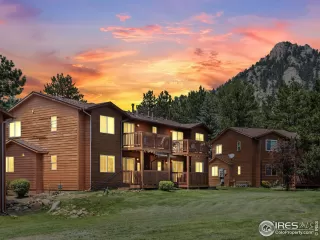 Photo #4: 1048153 Listing 