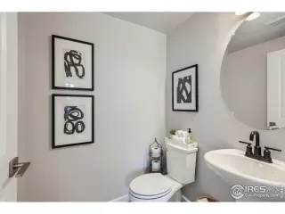 Photo #5: 1048158 Listing 