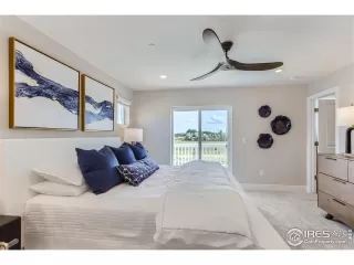 Photo #6: 1048158 Listing 