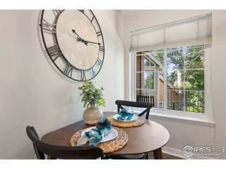 Photo #4: 1048187 Listing