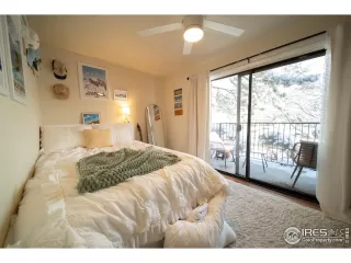 Photo #6: 1048216 Listing