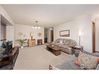 Photo #5: 1048265 Listing 