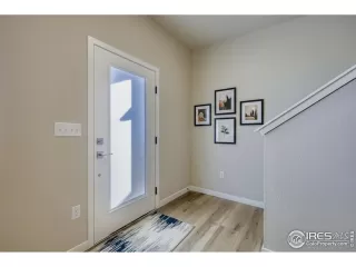 Photo #3: 1048282 Listing