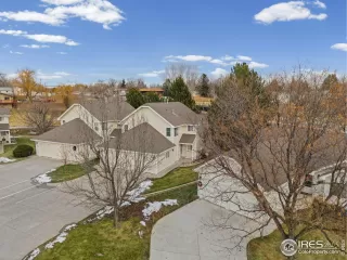 Photo #3: 1048287 Listing