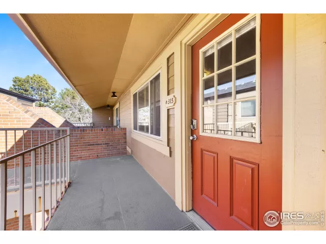 MLS: 1048359 Condo For Sale