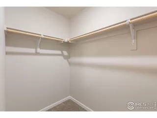 Photo #6: 1048384 Listing