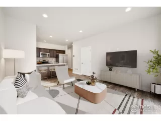 Photo #3: 1048473 Listing