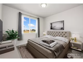 Photo #5: 1048473 Listing