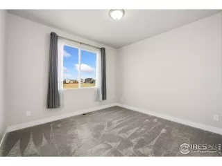 Photo #6: 1048473 Listing