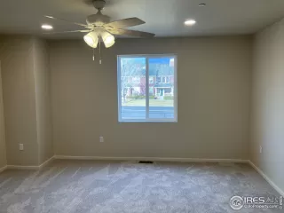 Photo #6: 1048590 Listing 