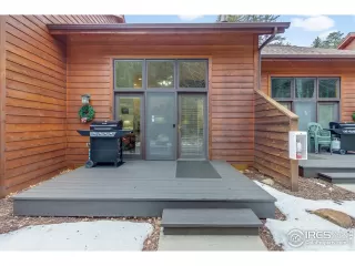 Photo #3: 1048617 Listing 