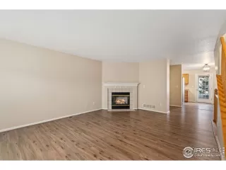 Photo #3: 1048632 Listing 