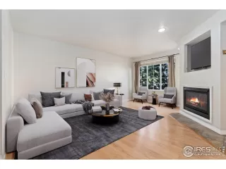 Photo #5: 1048652 Listing 