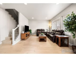 Photo #2: 1048679 Listing 