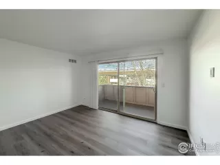 Photo #5: 1048741 Listing 