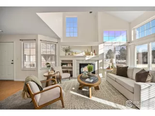 Photo #3: 1048783 Listing 