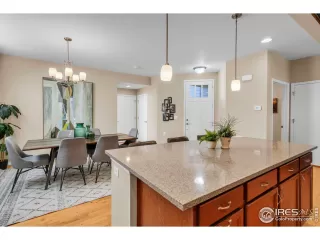 Photo #5: 1048842 Listing 