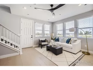 Photo #4: 1048872 Listing 