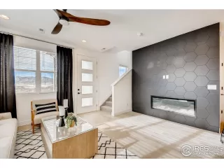 Photo #3: 1048912 Listing 