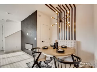 Photo #5: 1048912 Listing 